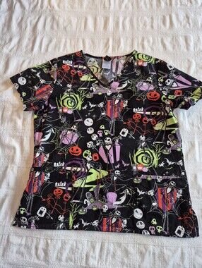 Nightmare Before Christmas women's M Scrub top 100% cotton VGUC